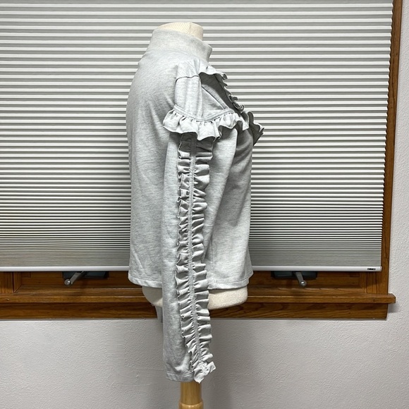 Buffalo David Bitton NWT Ripley Gray Ruffled Mock-Neck Top Size XS - Picture 5 of 13